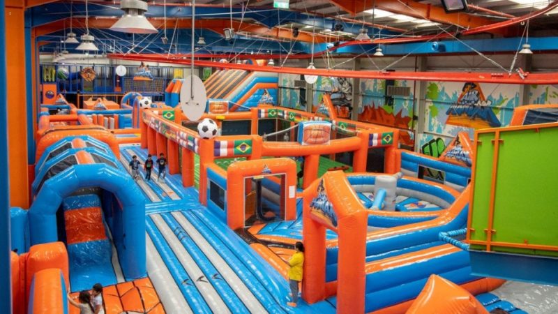 Air Maniax Al Quoz – Inflatable and Adventure Park – Experiences