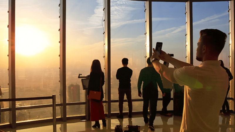 Burj Khalifa Level 124th - Sunrise + Morning treat Experiences