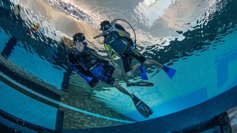 Deep Dive Dubai Scuba Diving Experience – Deep Dive Experiences