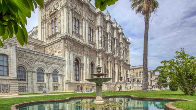 Dolmabahce Palace Skip-the-Line Entry & AudioGuide – Sightseeing and Tours