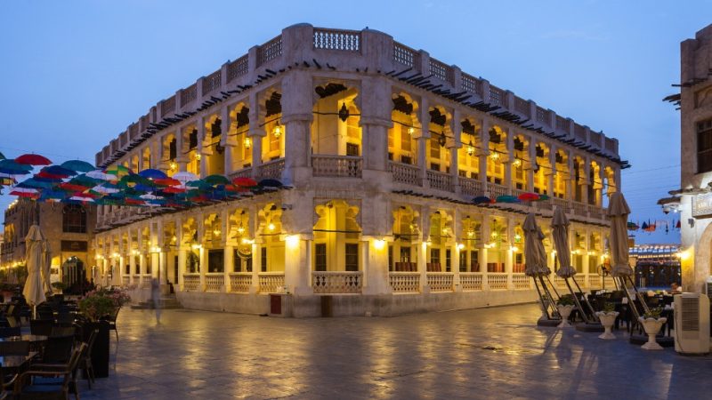 Experience the Qatari Traditional Market with a Photographer – Sightseeing and Tours