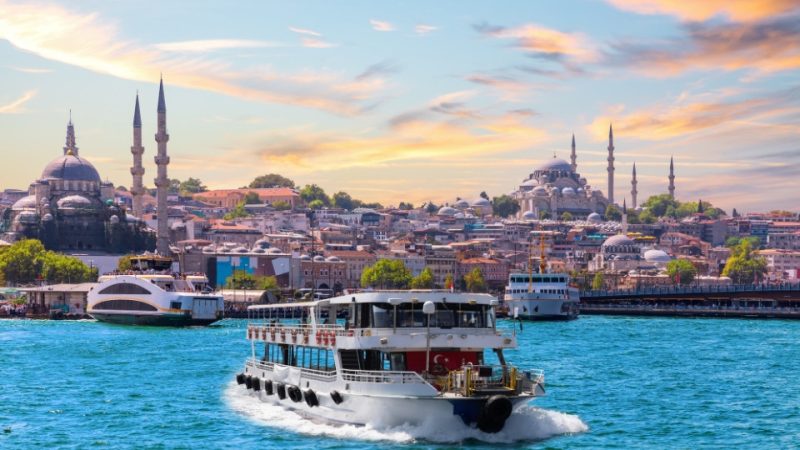 Istanbul Bosphorus Cruise and Spice Bazaar Adventure – Recently Added Experiences