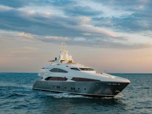 Sunseeker Superyacht Experience with Gourmet Dining